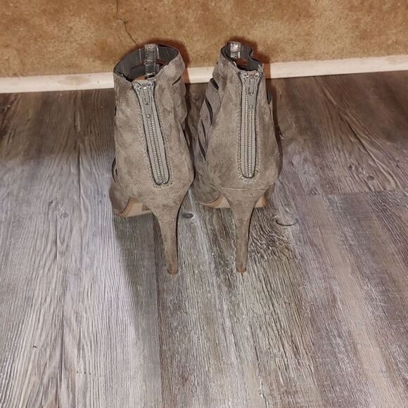 DHeart 4.5" heel ankle boot Sz 9 - Picture 4 of 7